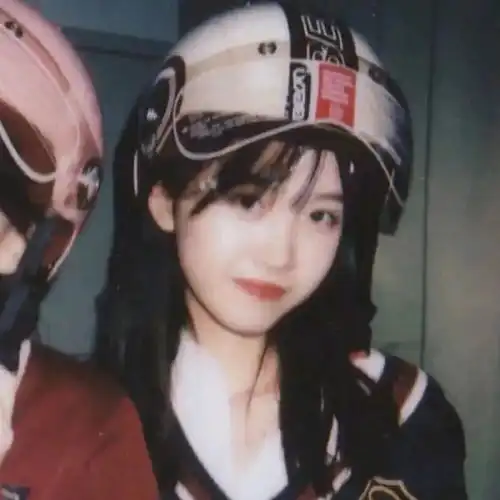  女生头像