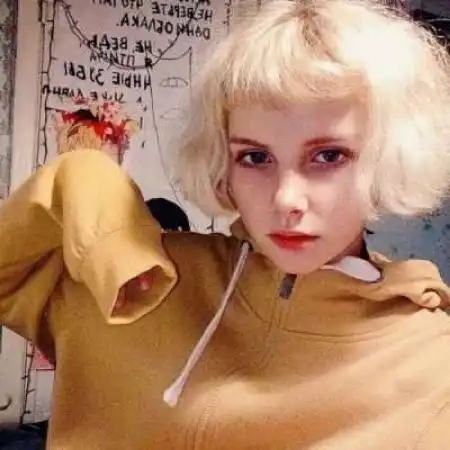  欧美女生头像,沉默的华丽冷酷的女神
