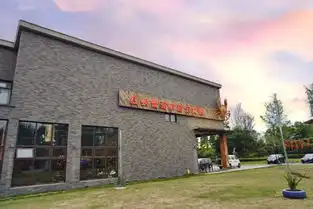  两周年店庆爆出大秘密草坪音乐抖音100w赞的网红铁铲海鲜,燃爆这个夏天