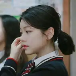 2018年女生头像真人真人