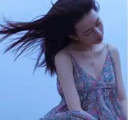 女生头像戴口罩 冷酷姚