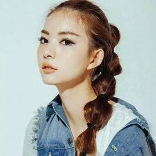  女生想要回头率,那就从头改变自己,高马尾学起来