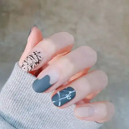  超美ins风美甲大合集,2018新年美甲拒绝烂大街