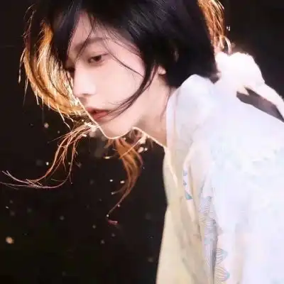  苏旬ins优质气质神仙女头看山女生头像我要个性网