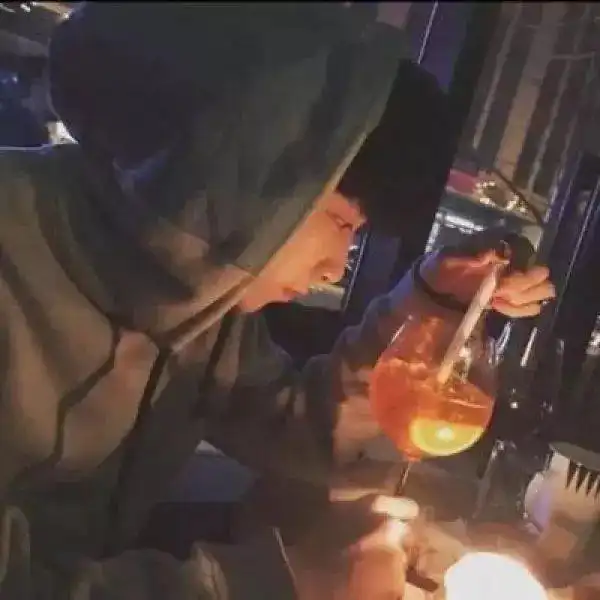  头像成长最痛的一课是那个你从未设防的人,朝你开了最猛的一枪