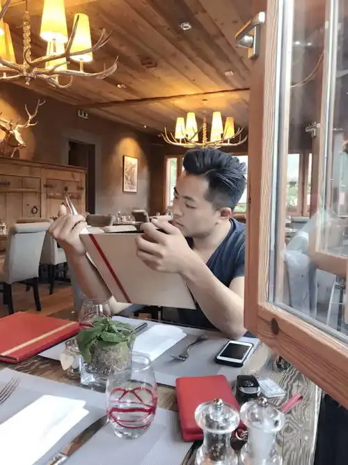  台州首发刷爆朋友圈风靡全国的高逼格星空蛋糕,免费送抢疯了