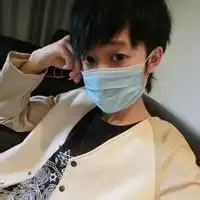 帅哥头像戴口罩真人照片