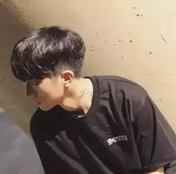 伤感的头像男生 绝望伤