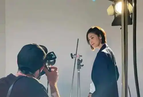  54岁的日本娱乐圈女王,宅男们最后的港湾
