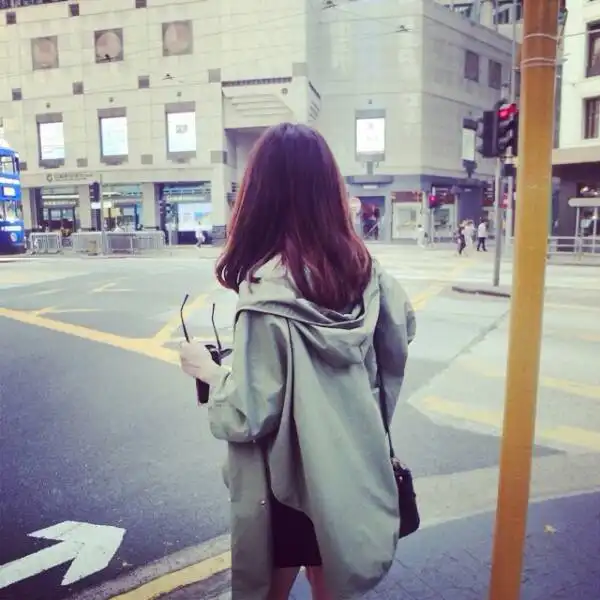  求背影头像女生小清新