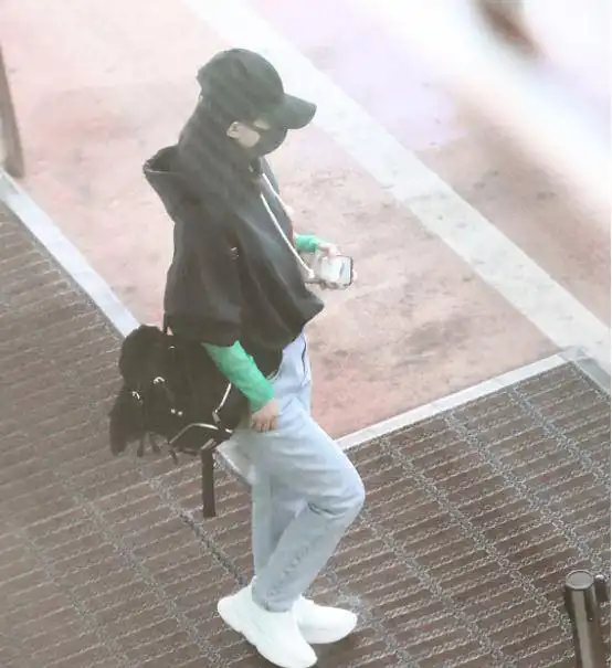  刘诗诗孕后首度复出魂穿18岁校园女神超惊喜,清新脱俗美翻了