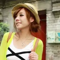  跪求一个qq头像应该是2009年的是一个女生的侧脸长发是盘起来的穿粉红色衣服只有上半身