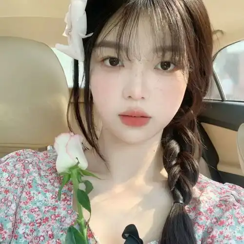  女生头像生活需要长远的清醒