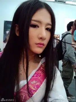  最美伪娘小灿女装照清新脱俗男性网友求爱