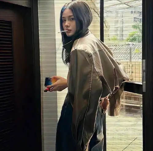  小众女生头像