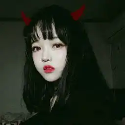  好看霸气的女生头像