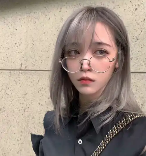  清新时尚女生头像清纯漂亮女生qq头像