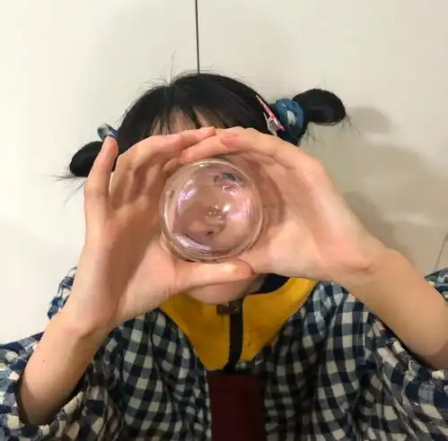  女生头像不被坚定选择就及时放手
