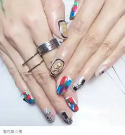  小清新法式美甲,美甲界的一股清流