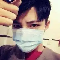 真人头像女生冷酷霸气 