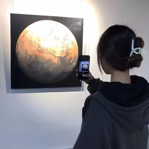  氛围感女头曾经把太阳画在左上角的小朋友长大了