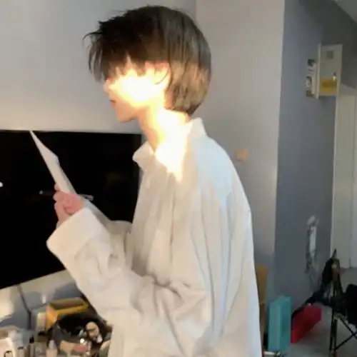  真人男生头像苦尽甘来的那一天,山月星河都为你化作赞
