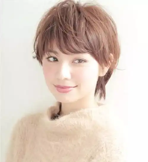  适合40岁女性30款发型