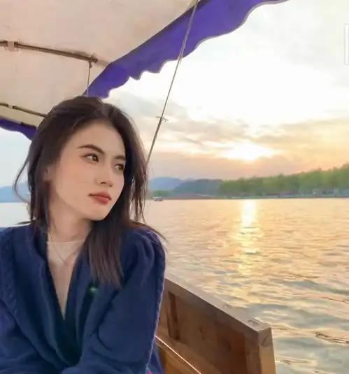  ins高级感女生头像