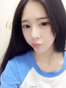  厦大校花清新脱俗被网友称似韩国女星