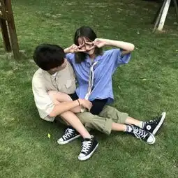 情侣头像查询器在线大海