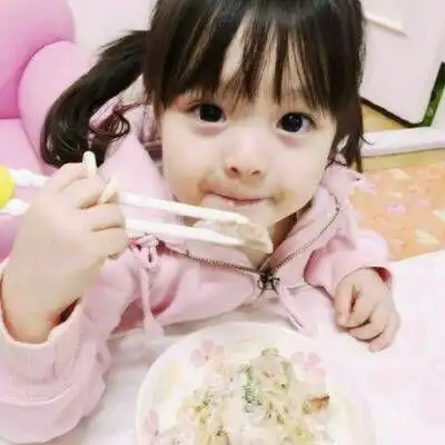 最近很火的娃娃头像家长