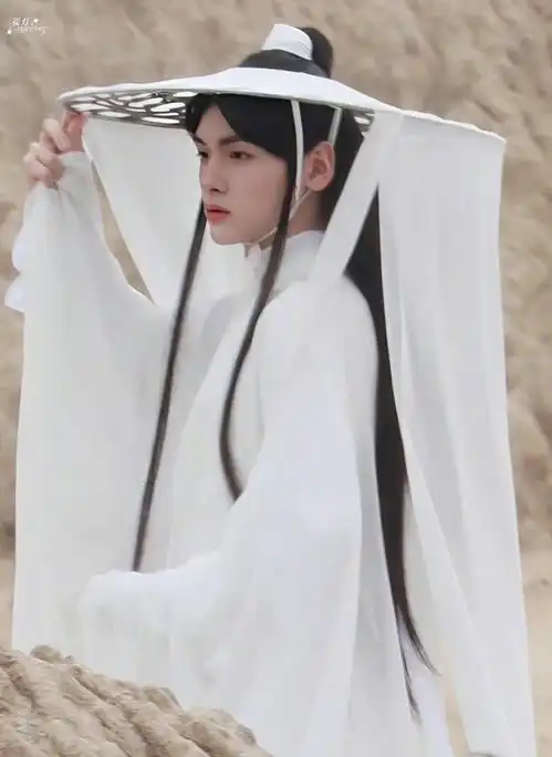  天官赐福剧版,翟潇闻的谢怜,为何不招人待见