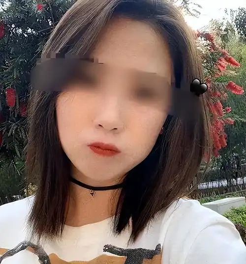  5个富婆找保安缓解寂寞,保安苦苦哀求让我休息一下可以吗