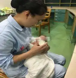  产妇家里独自生娃,产后9天未去医院,婴儿没有一件衣服