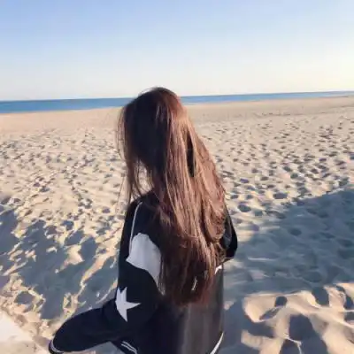  2023秀气唯美女生图片