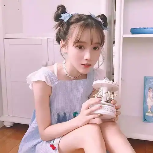  今日份头像我喜欢让我一瞬间想到永远的东西