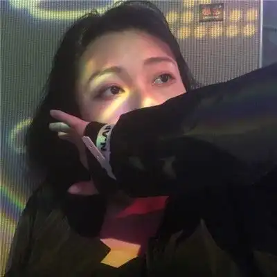  2018最火微信女生头像霸气欧美范最终总会冷冷淡淡你厌我倦