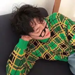 积极向上超级耐看的极简