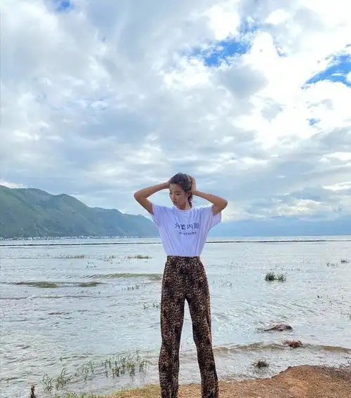  a到爆的酷女孩穿搭,又美又好搭,学会你就是下一个炸街女王