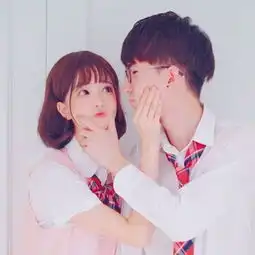 情侣头像不露脸一人一半