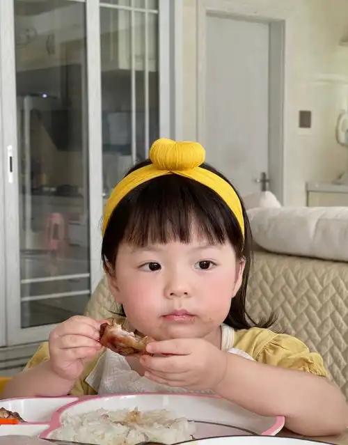  丸子妹头像人间烟火