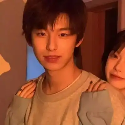 一人一半情侣头像真人高