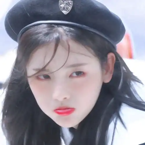  巨美头像之杨超越