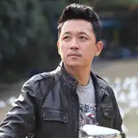  四十男人自拍照头像微信头像图片大全