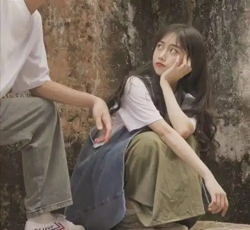 情侣头像御姐和高冷男一