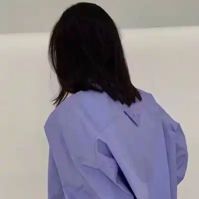  女生简约时尚风格头像高清