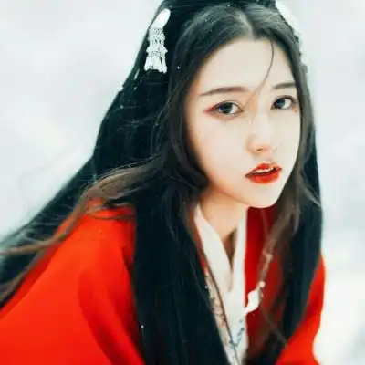 女生真人头像图片真实红