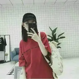 情侣头像不露脸一人一半