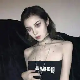 霸气又拽的头像女生
