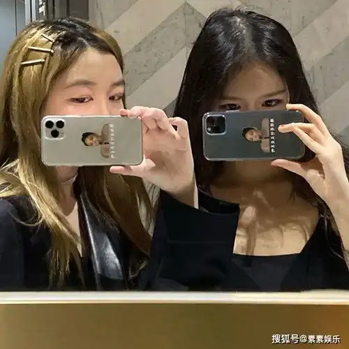  李嫣晒豪华生日宴14岁开始走欧美成熟风,染金发摆个性造型